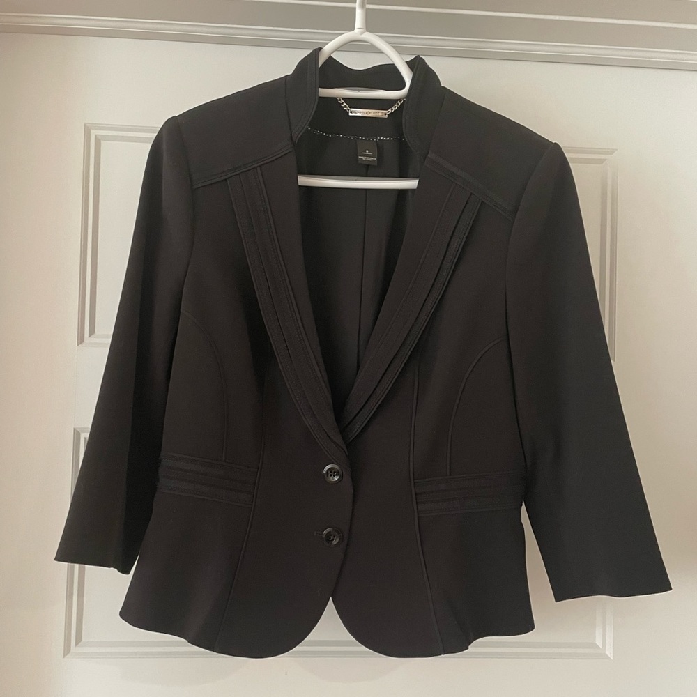 Women’s WHMB Black Cropped Blazer Size 8